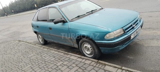 Opel Astra 1992, 100,000 km - 1.4 l - Qəbələ