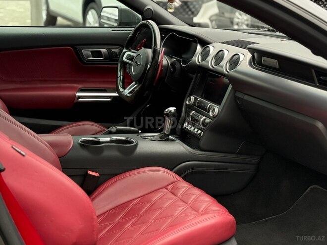 Ford Mustang-10
