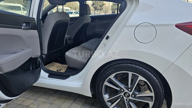 Hyundai Elantra 2016, 84,000 km - 2.0 l - Bakı
