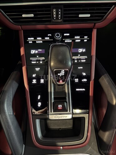 Porsche Cayenne E-Hybrid 2022, 41,000 km - 3.0 l - Bakı