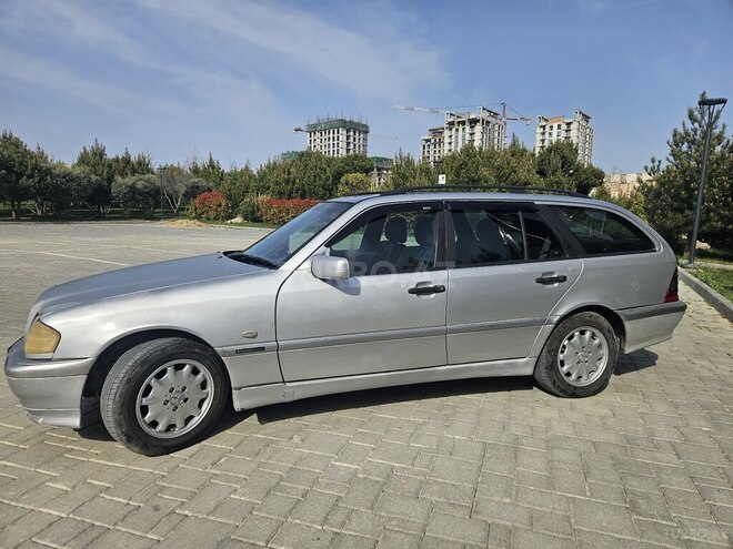 Mercedes C 220 d 2000, 573,000 km - 2.2 л - Bakı
