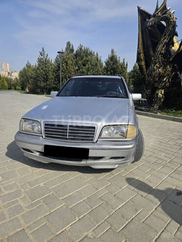 Mercedes C 220 d 2000, 573,000 km - 2.2 л - Bakı
