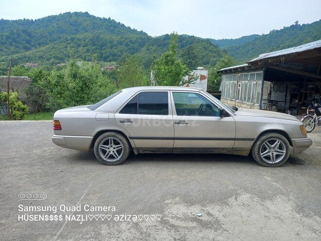 Mercedes E 200 1986, 289,000 km - 2.0 l - Lənkəran