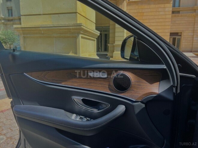 Mercedes E 220 d 2017, 251,000 km - 2.0 l - Bakı
