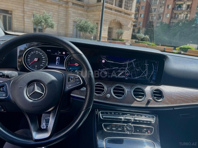 Mercedes E 220 d 2017, 251,000 km - 2.0 l - Bakı