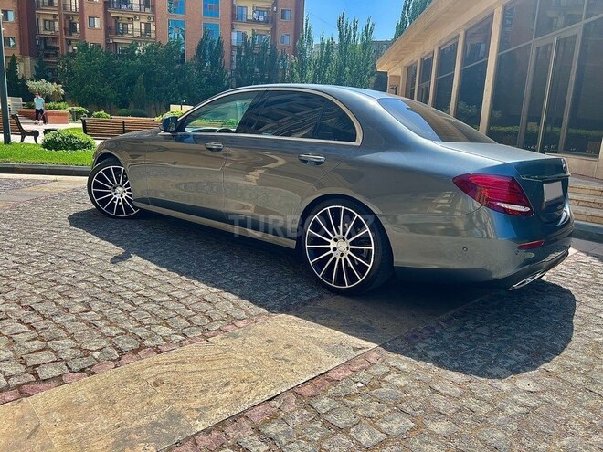 Mercedes E 220 d 2017, 251,000 km - 2.0 l - Bakı