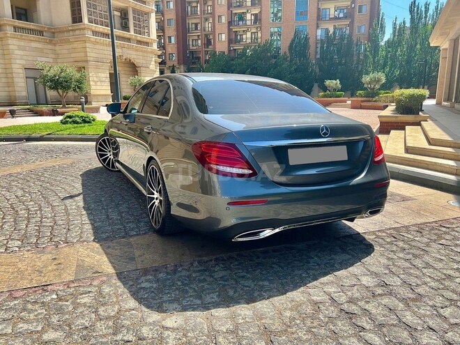 Mercedes E 220 d 2017, 251,000 km - 2.0 l - Bakı
