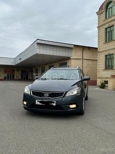Kia Ceed 2011, 248,665 km - 1.6 l - İmişli