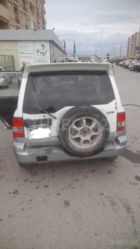 Mitsubishi Pajero io 2003, 150,000 km - 2.0 l - Bakı