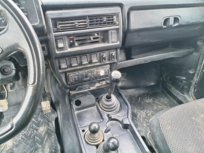LADA (VAZ) Niva 1983, 150,000 km - 1.6 l - Salyan