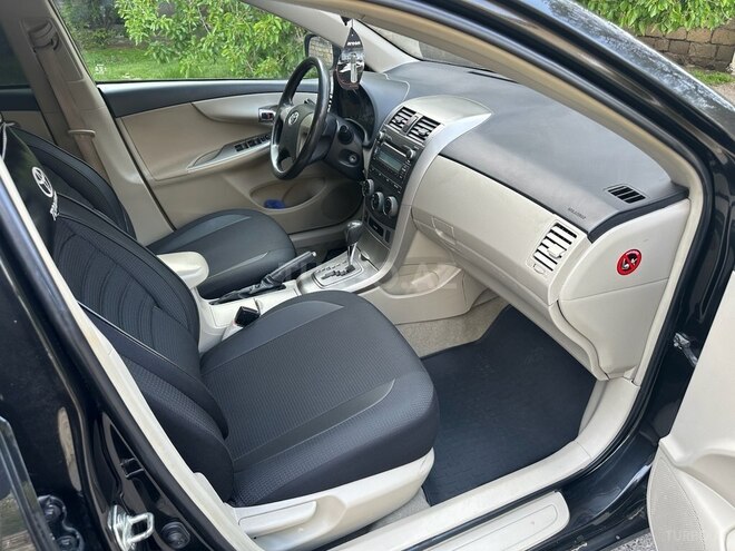 Toyota Corolla 2012, 219,000 km - 1.6 l - Bakı