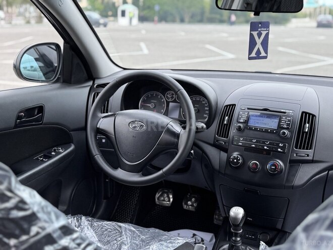 Hyundai i30 2009, 198,000 km - 1.4 л - Sumqayıt