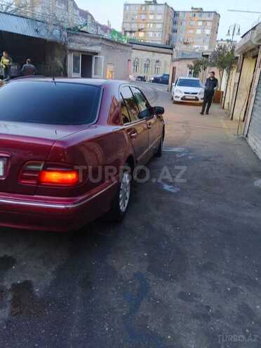 Mercedes E 220 1999, 480,000 km - 2.2 l - Bakı