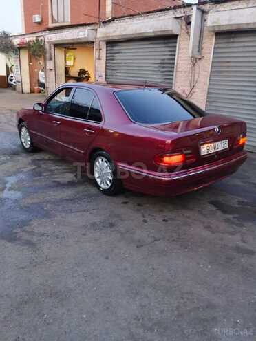 Mercedes E 220 1999, 480,000 km - 2.2 l - Bakı