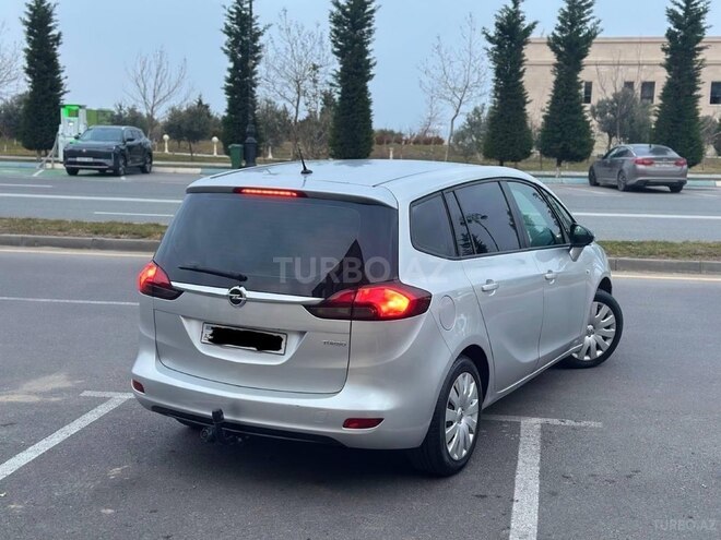 Opel Zafira 2016, 120,000 km - 1.4 l - Bakı