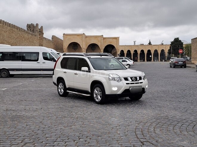 Nissan X-Trail 2014, 198,000 km - 2.5 l - Bakı