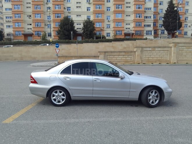Mercedes C 200 2000, 291,000 km - 2.0 l - Bakı