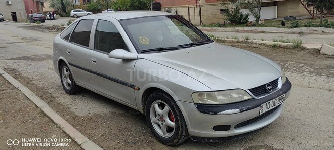 Opel Vectra 1998, 300,000 km - 2.0 l - Bakı