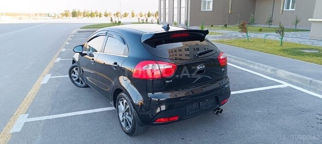 Kia Rio 2013, 104,000 km - 1.4 l - Sumqayıt