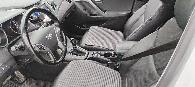 Hyundai Avante 2015, 119,846 km - 1.6 l - Bakı