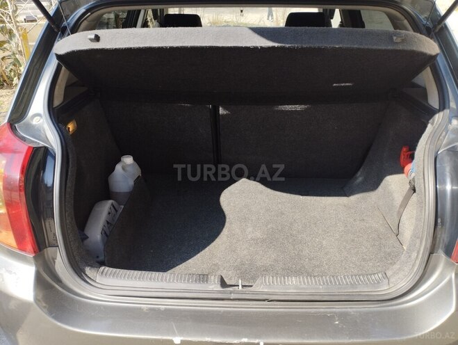 Toyota Corolla 2006, 316,000 km - 1.4 l - Sumqayıt