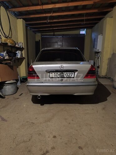 Mercedes C 220 d 1993, 670,000 km - 2.2 l - Bakı