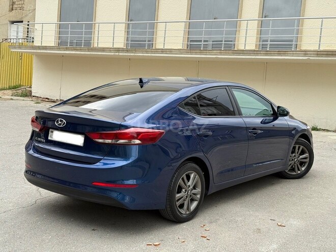 Hyundai Elantra 2018, 106,500 km - 2.0 l - Bakı