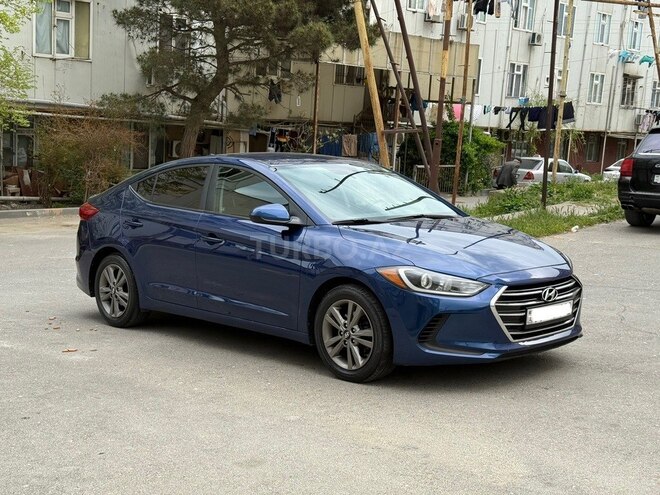 Hyundai Elantra 2018, 106,500 km - 2.0 l - Bakı