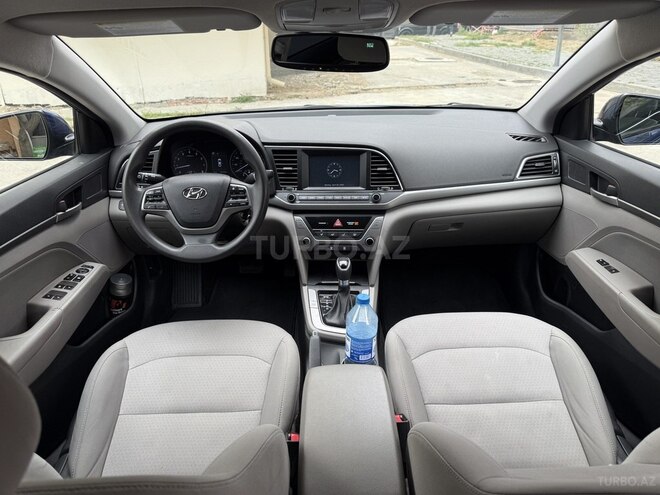 Hyundai Elantra 2018, 106,500 km - 2.0 l - Bakı