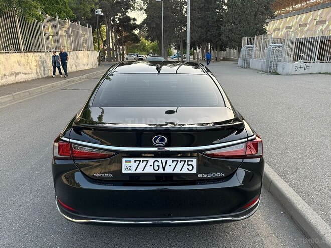 Lexus ES 300h 2022, 80 km - 2.5 l - Bakı