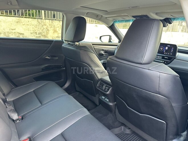 Lexus ES 300h 2022, 80 km - 2.5 l - Bakı