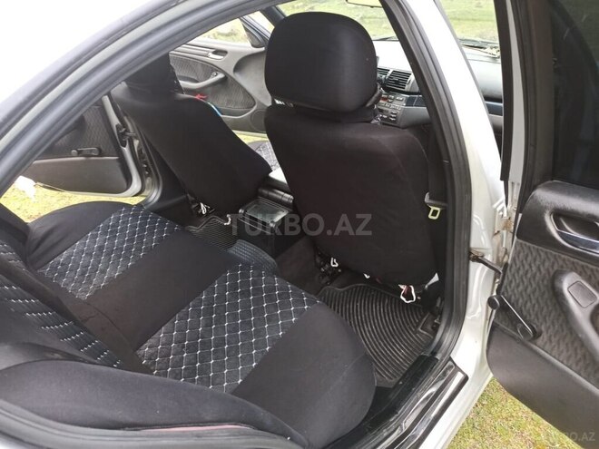 BMW 320 1998, 43,000 km - 2.0 l - Qax