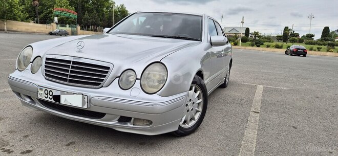 Mercedes E 270 2001, 593,045 km - 2.7 l - Bərdə