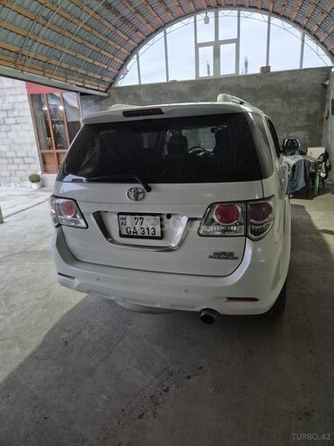 Toyota Fortuner 2013, 330,000 km - 2.7 l - Quba
