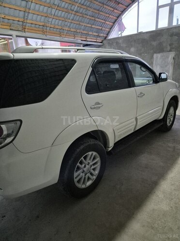 Toyota Fortuner 2013, 330,000 km - 2.7 l - Quba