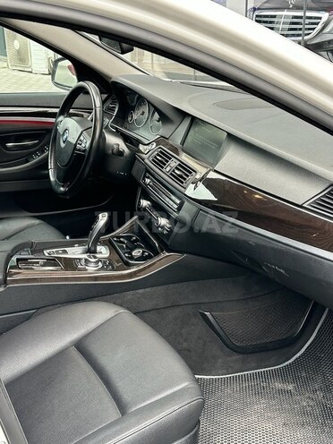 BMW 528 2013, 304,000 km - 2.0 l - Bakı