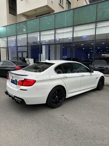 BMW 528 2013, 304,000 km - 2.0 l - Bakı