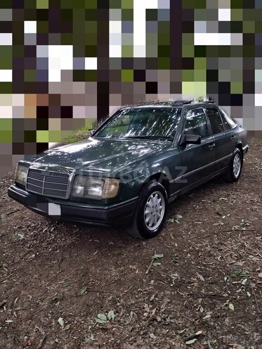 Mercedes E 240 1988, 385,249 km - 2.4 л - Masallı