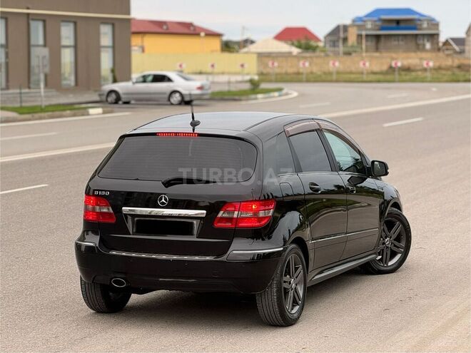 Mercedes B 170 2011, 213,986 km - 1.7 l - Bakı