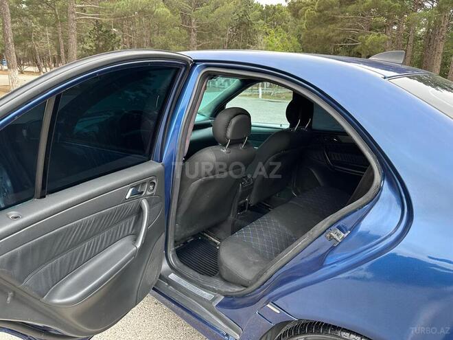 Mercedes C 200 2001, 334,000 km - 2.0 l - Sumqayıt