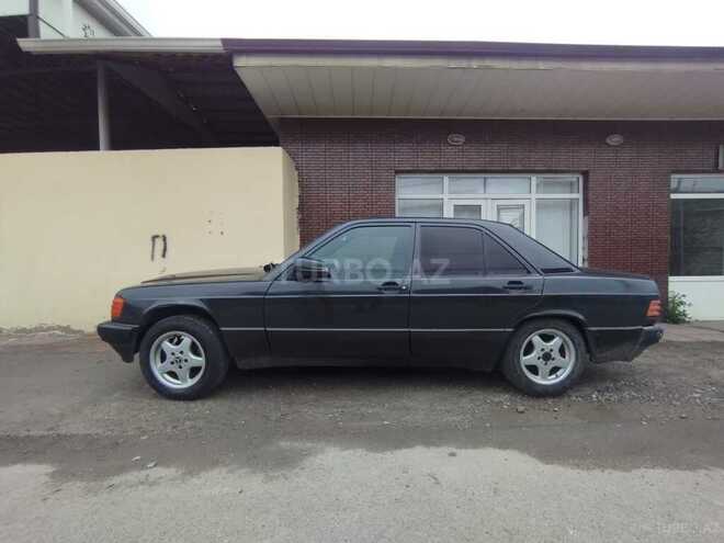 Mercedes 190 1991, 270,000 km - 2.0 l - İmişli