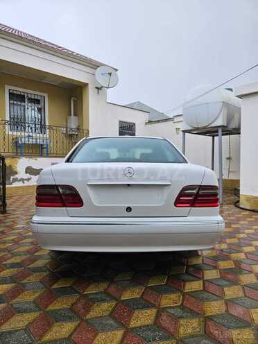 Mercedes E 270 1999, 598,500 km - 2.7 l - Bakı