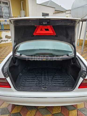 Mercedes E 270 1999, 598,500 km - 2.7 l - Bakı