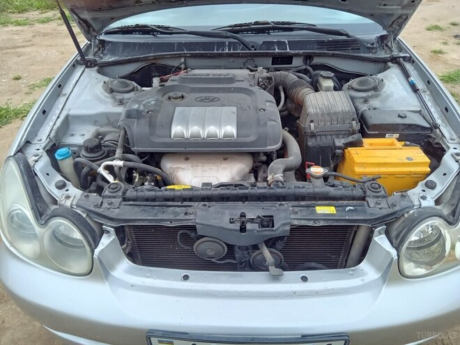 Hyundai Sonata 2004, 260,000 km - 2.0 l - Bakı