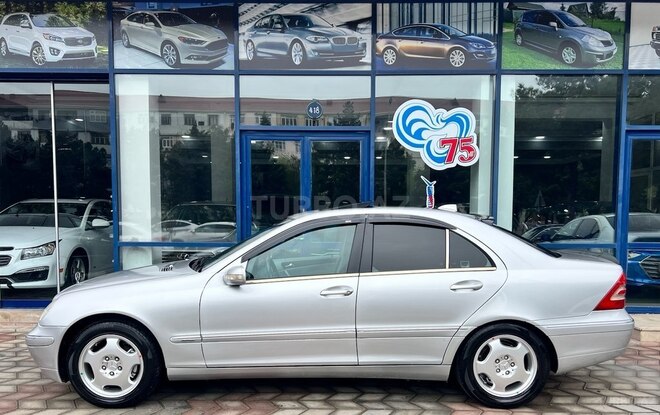 Mercedes C 240 2001, 351,000 km - 2.4 l - Sumqayıt