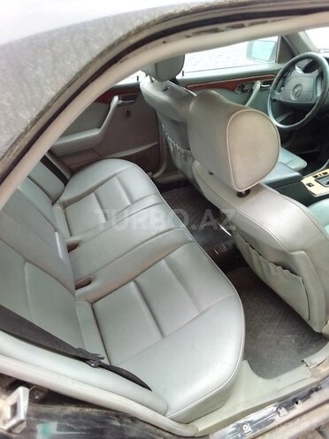 Mercedes C 220 1995, 250,000 km - 2.2 л - Bakı