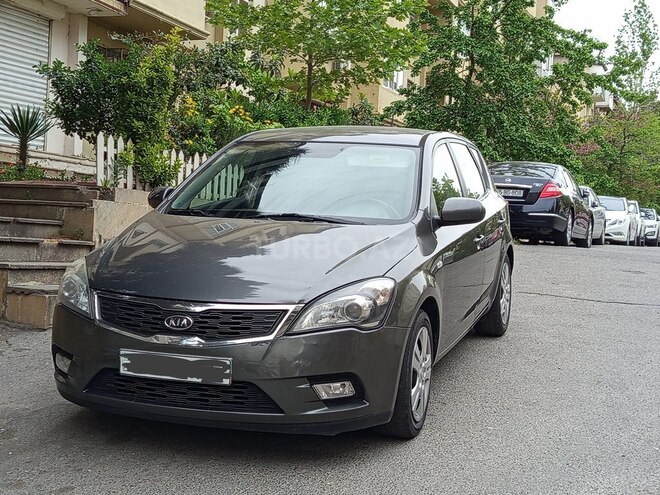 Kia Ceed 2009, 230,000 km - 1.4 л - Bakı