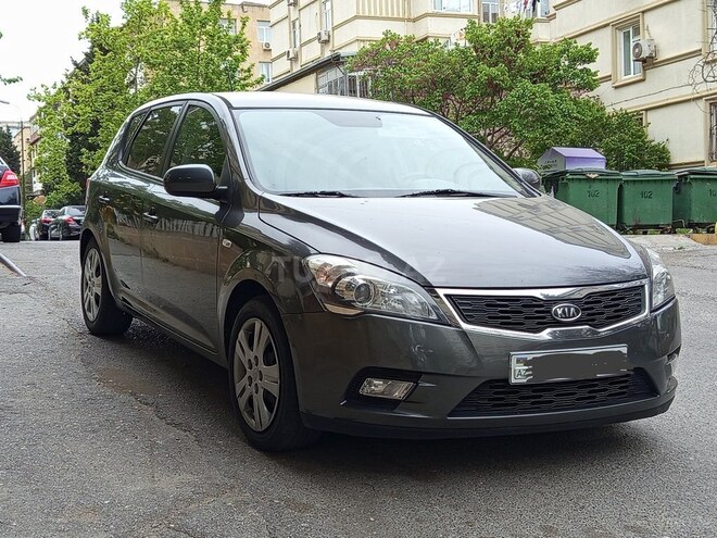 Kia Ceed 2009, 230,000 km - 1.4 л - Bakı