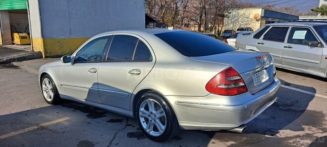 Mercedes E 220 d 2006, 498,000 km - 2.2 l - Zaqatala