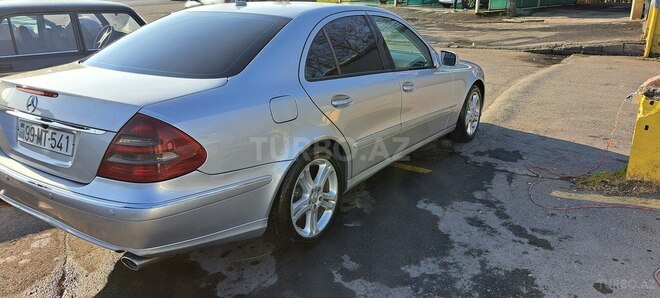 Mercedes E 220 d 2006, 498,000 km - 2.2 l - Zaqatala
